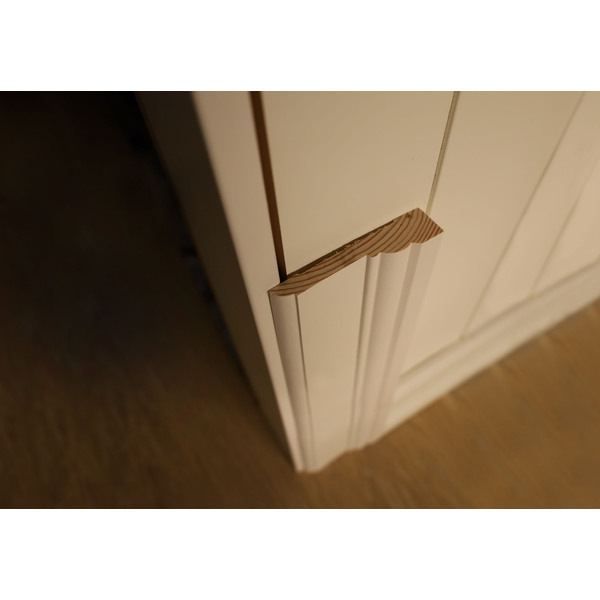 Architrave 21×95×4400 white view 2