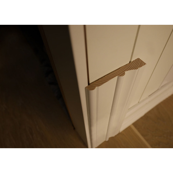 Architrave 21×120×4400 white view 3