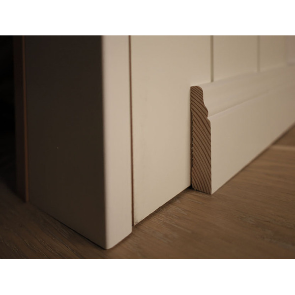 Skirting board 15×70×4400 white view 2