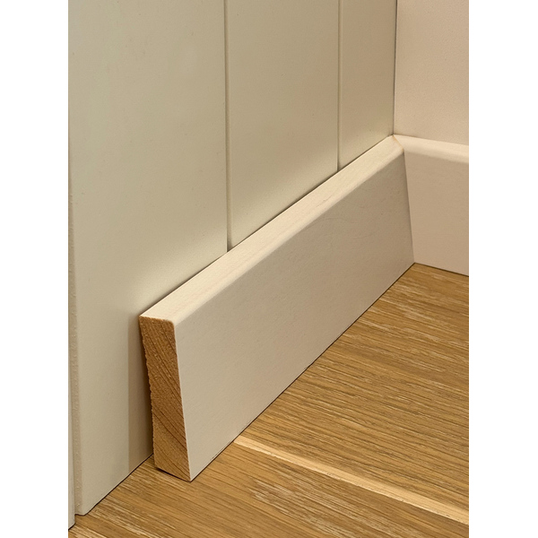 Skirting board 12×95×4400 white view 2